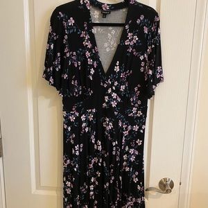 Torrid short sleeve floral dress